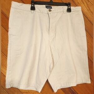 Architect light khaki shorts waist "34"